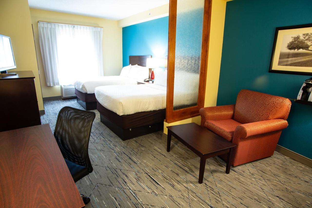 Holiday Inn Express & Suites Harrisburg West Меканіксберґ Екстер'єр фото
