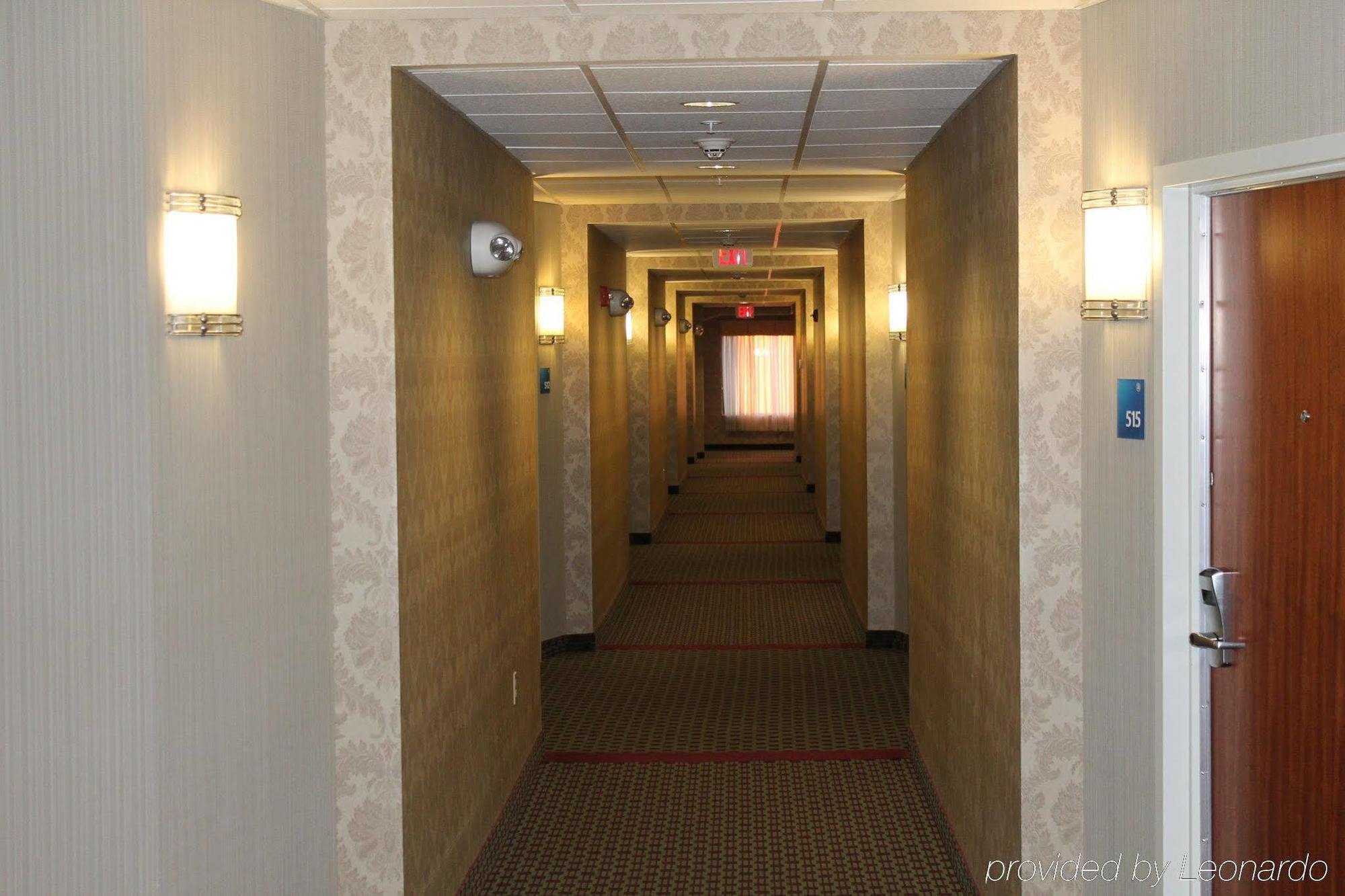 Holiday Inn Express & Suites Harrisburg West Меканіксберґ Екстер'єр фото