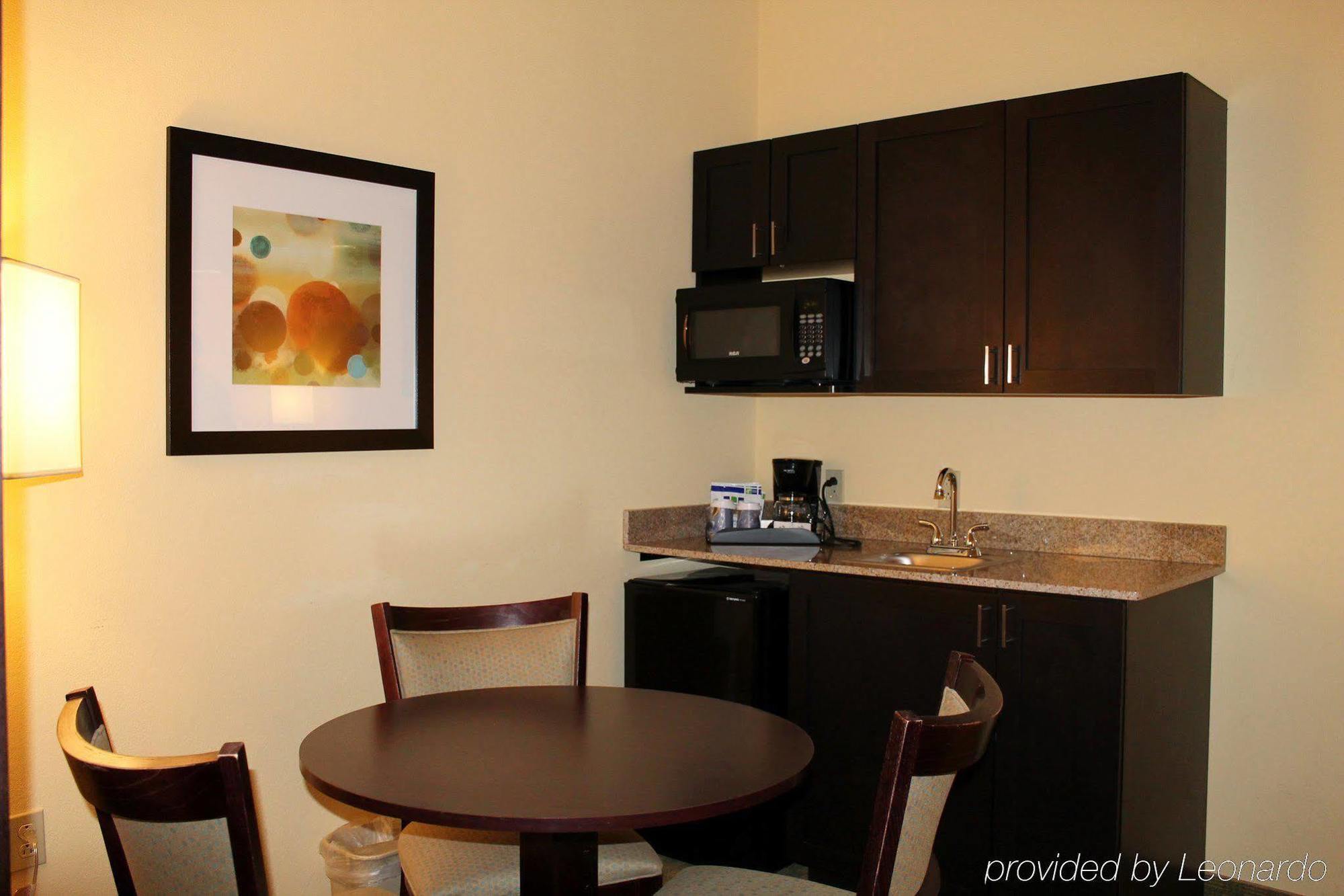 Holiday Inn Express & Suites Harrisburg West Меканіксберґ Екстер'єр фото
