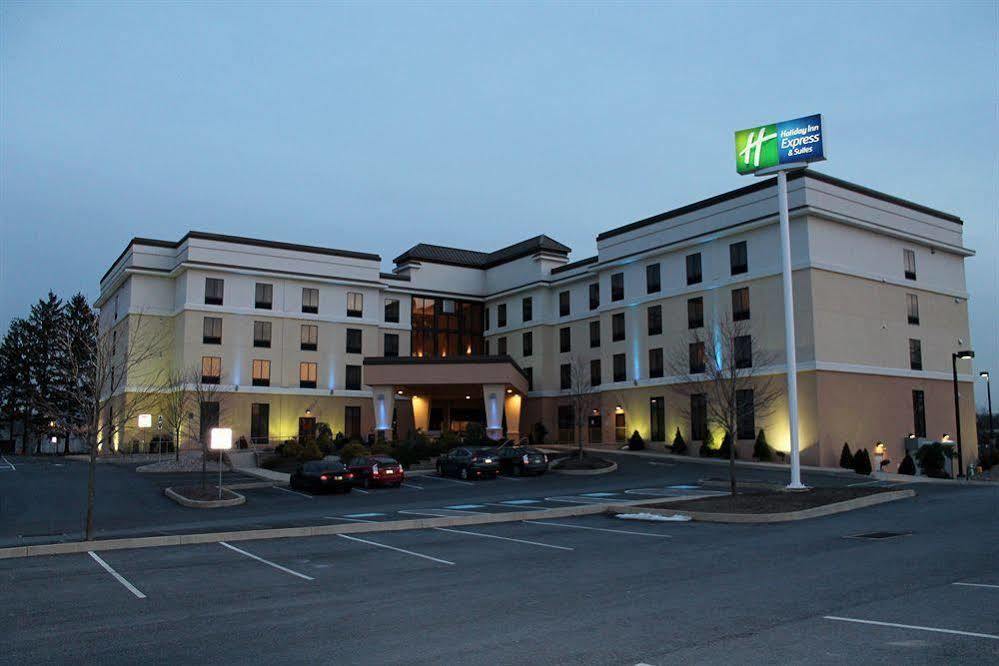 Holiday Inn Express & Suites Harrisburg West Меканіксберґ Екстер'єр фото